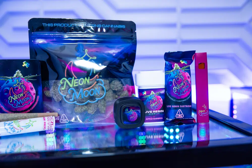 Neon Moon 13